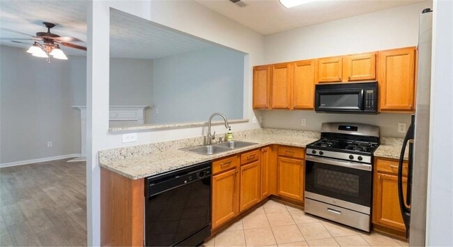 Building Photo - 1426 Penhurst Dr