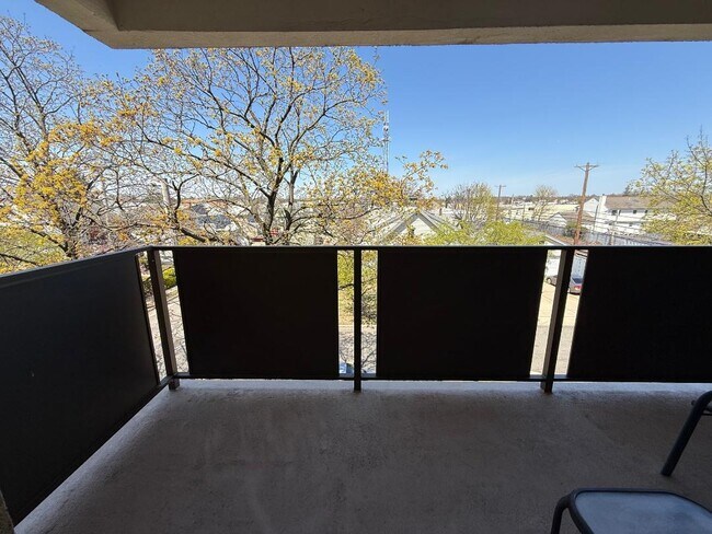 Building Photo - 101 Jackson Ave