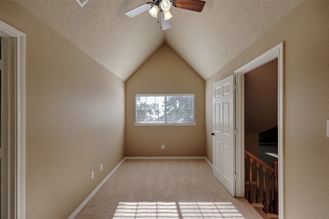 Building Photo - 14918 Pollux Dr