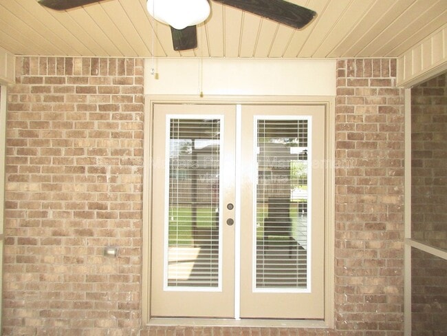 Building Photo - 5673 Cane Syrup Cir