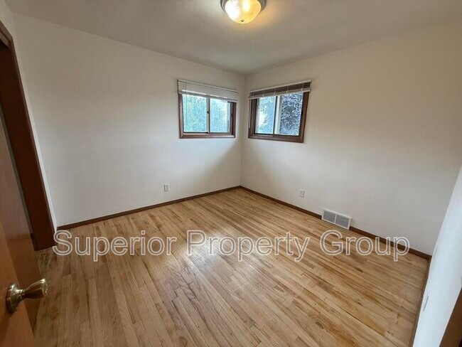 Building Photo - 1723 Blossom Ln