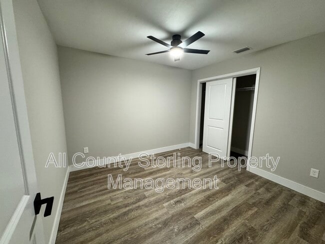 Building Photo - 135 SW Bulldawg Gln