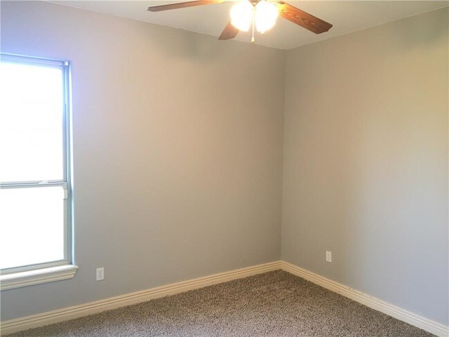 Building Photo - 4506 W Flagstick Dr