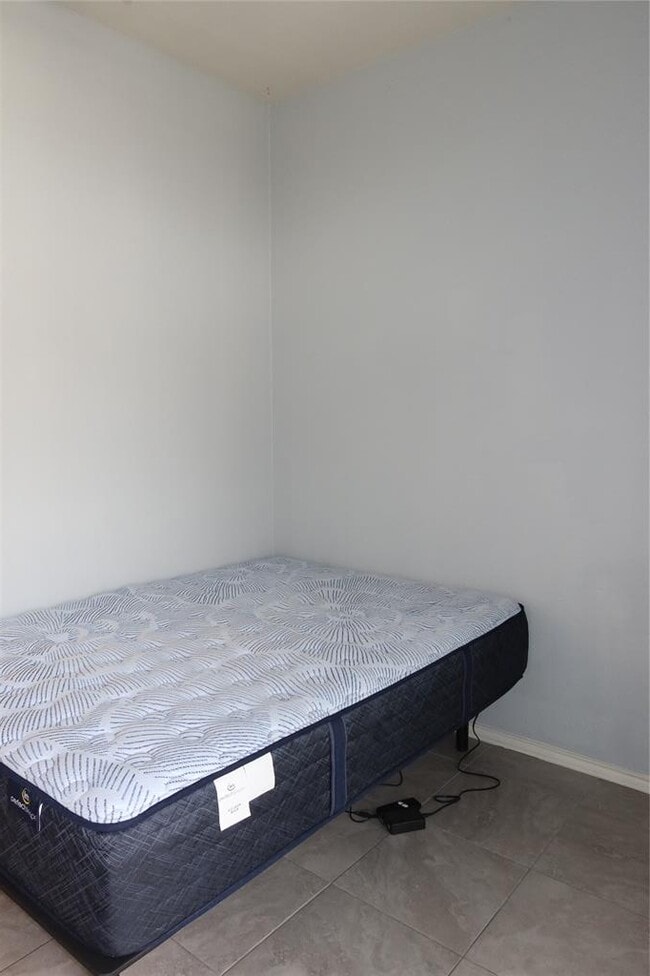 Building Photo - 2802 Nueces St