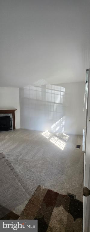 Building Photo - 3955 Pepperidge Ct