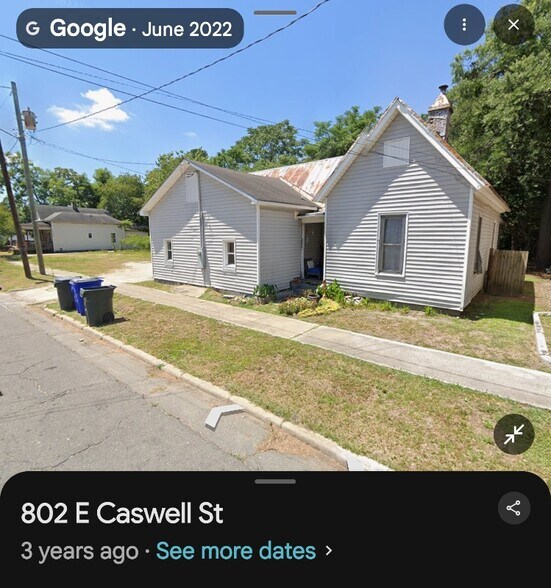 Building Photo - 800 E Caswell St