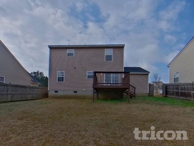 Building Photo - 175 Cascade Dr