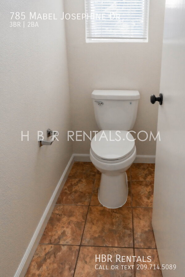 Building Photo - Single Story 3-Bedroom Home in Tracy – 173...