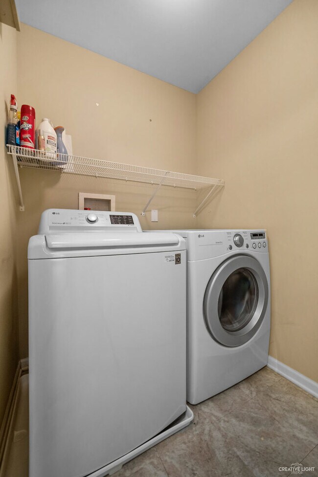 Building Photo - 5021 Corning Ct