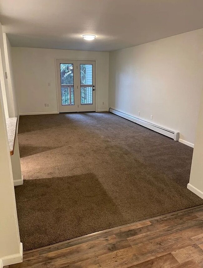 Building Photo - Coming Available in February - Great ground floor condo in East Anchorage