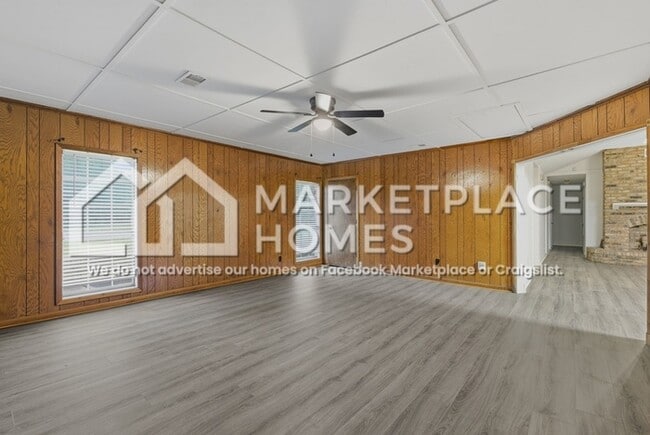Building Photo - 4326 Christina St