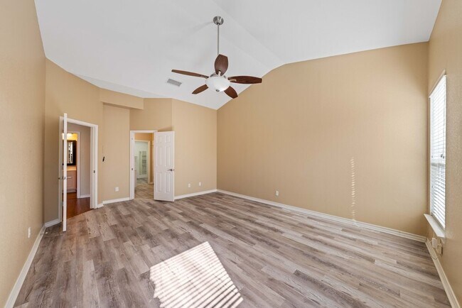 Building Photo - 146 Lindseys Cove