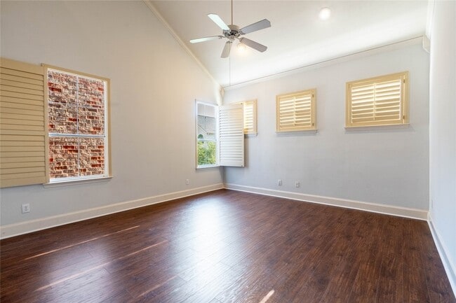 Building Photo - 18119 Frankford Lakes Cir