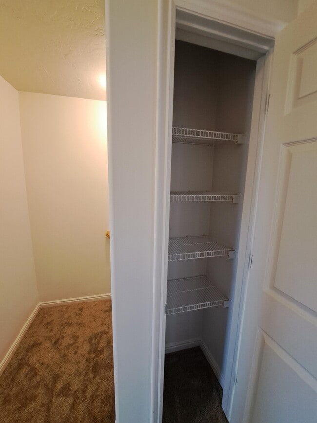 Building Photo - 1808 W 1120 S