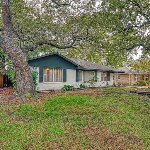 Building Photo - 1831 De Milo Dr