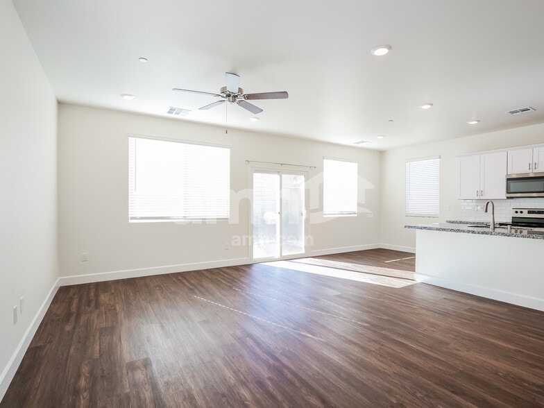 Building Photo - 317 Cape Seville Pl