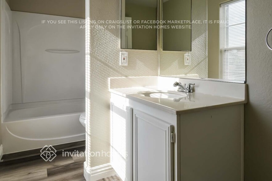 Building Photo - 5970 Red Raspberry Ct