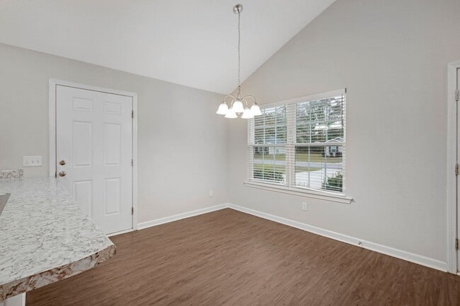 Building Photo - 3bd 2ba HOME FOR RENT!