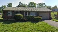 Building Photo - 3 Bedroom in Frankfort!