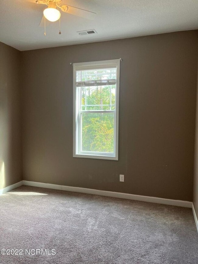 Building Photo - Welcome to Dairyfarm Road!