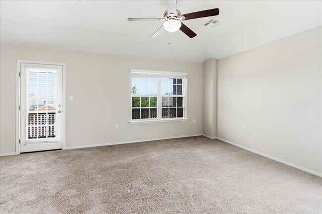 Building Photo - 5600 Bonneville Bend