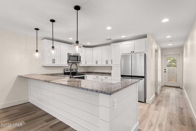 Primary Photo - 2614 Cypress St