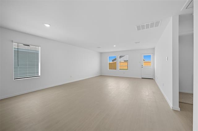 Building Photo - 638 Montclair Ave