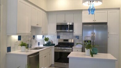 Building Photo - $4,400 - 4 Bed / 3.5 Bath Luxury Townhome in Suwerte Community in Otay Ranch