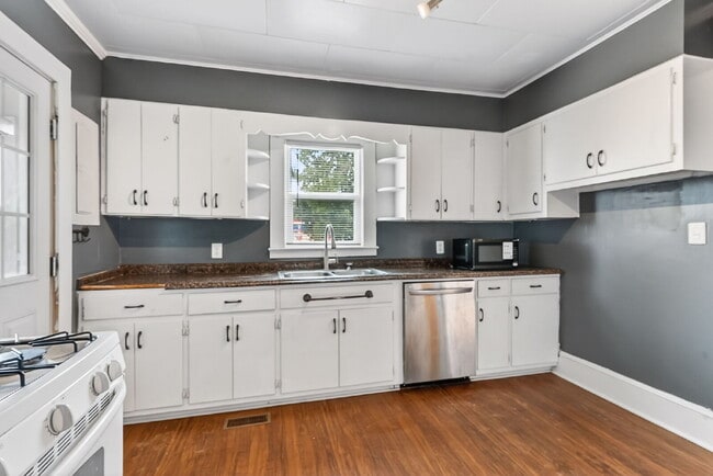 Building Photo - 4959 NC-87