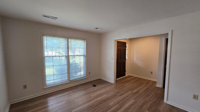 Building Photo - 4328 Cheviot Dr