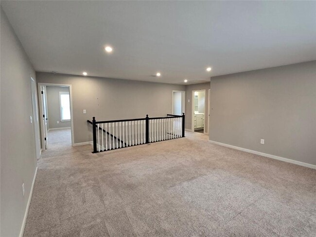 Building Photo - 196 Catalpa Grv