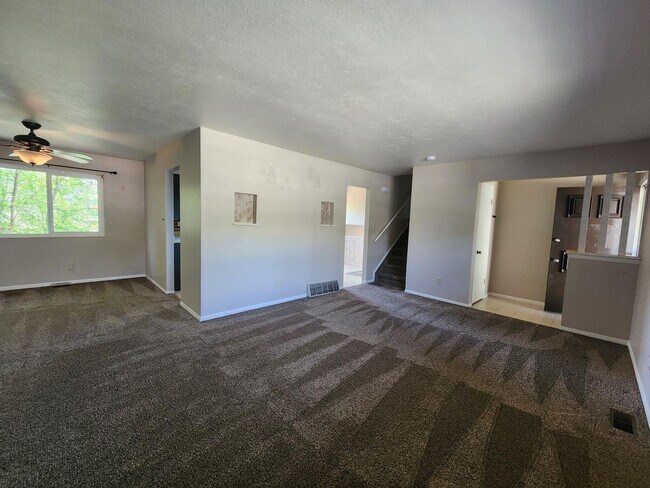 Building Photo - Available NOW!!