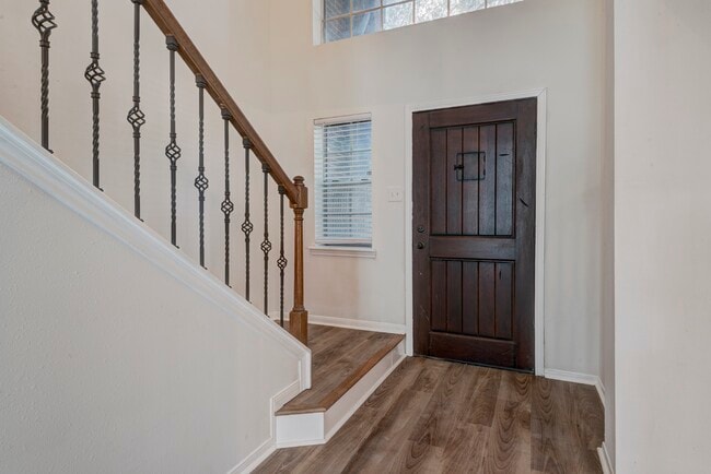 Building Photo - 16023 Williwaw Dr