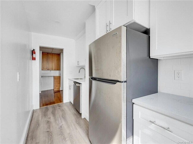 Building Photo - 56 S Highland Ave