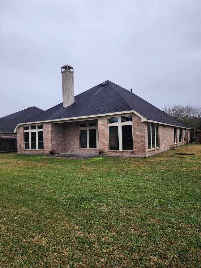 Building Photo - 16331 Gentle Slope Ln