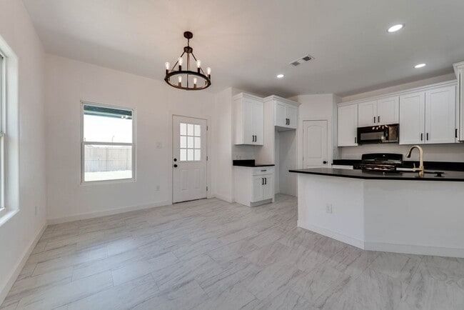 Building Photo - 3612 El Cajon Ave