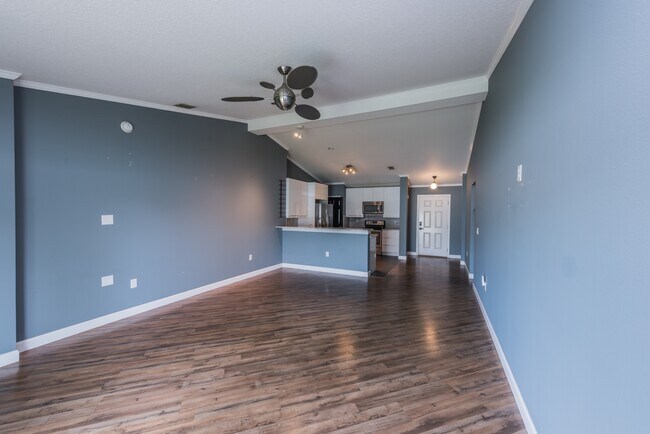 Building Photo - 5339 Peach Blossom Blvd