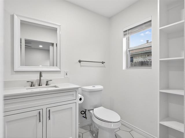 Building Photo - 1808 Oates Dr