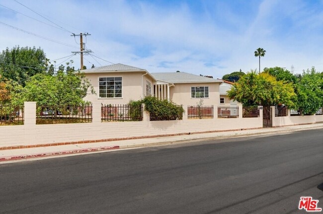 Building Photo - 2919 Maxwell St