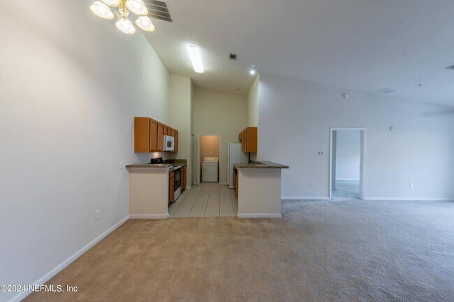 Building Photo - 9505 Armelle Way