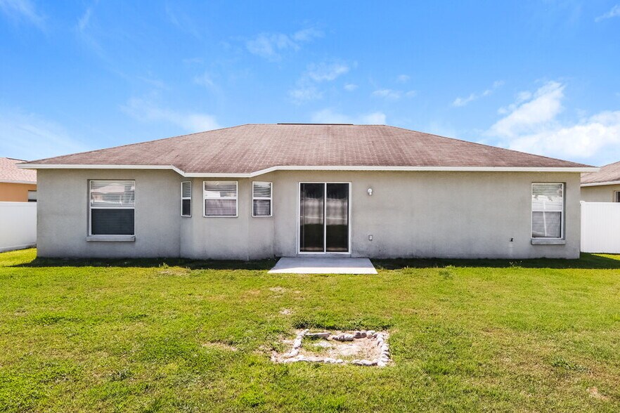 Building Photo - 5122 Garberia Ave
