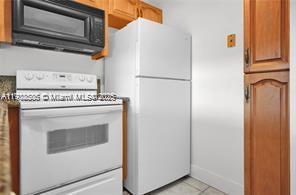 Building Photo - 2935 NE 163rd St