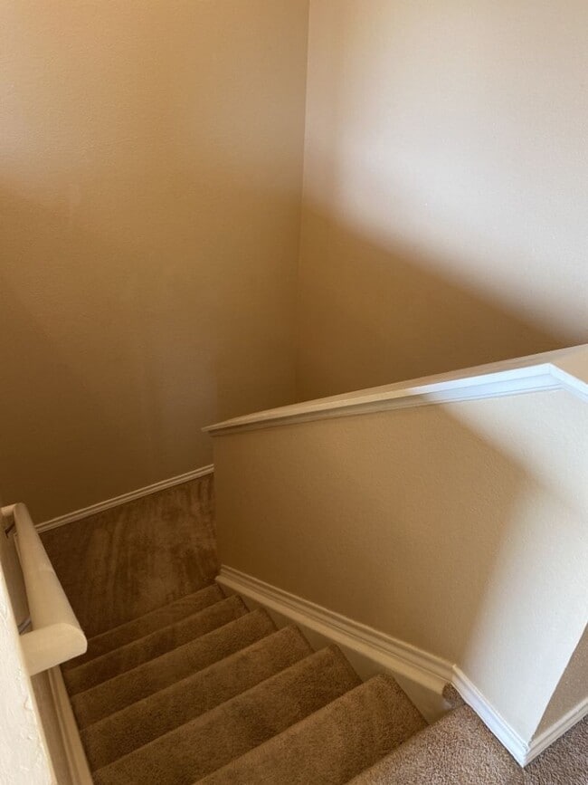 Building Photo - Lovely 3 Bed 2.5 Bath Home in Timbervine