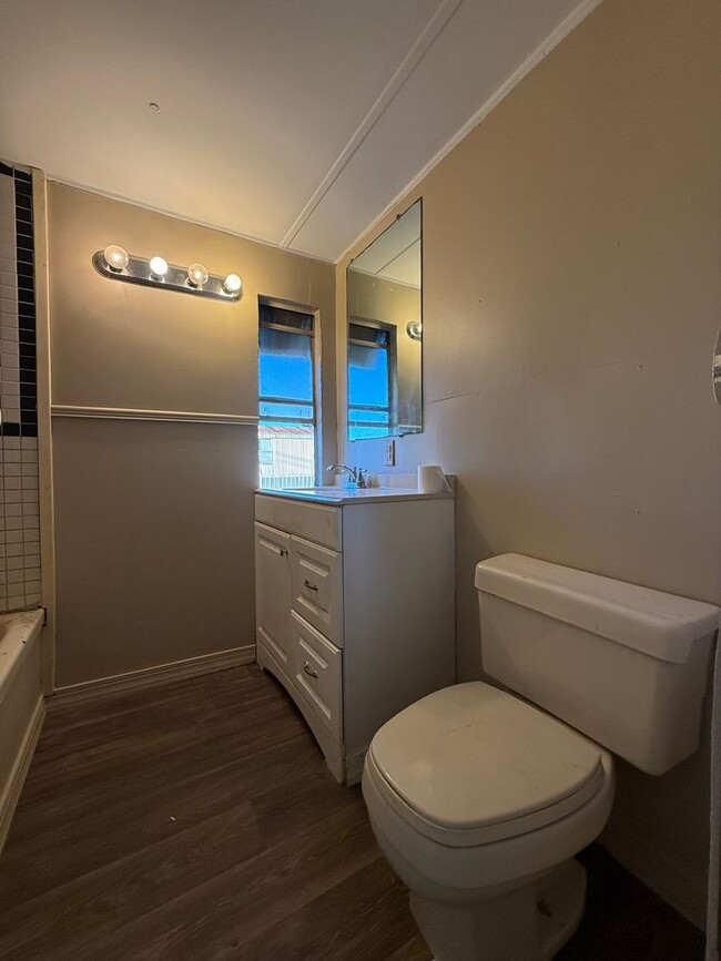 Building Photo - Home for Rent