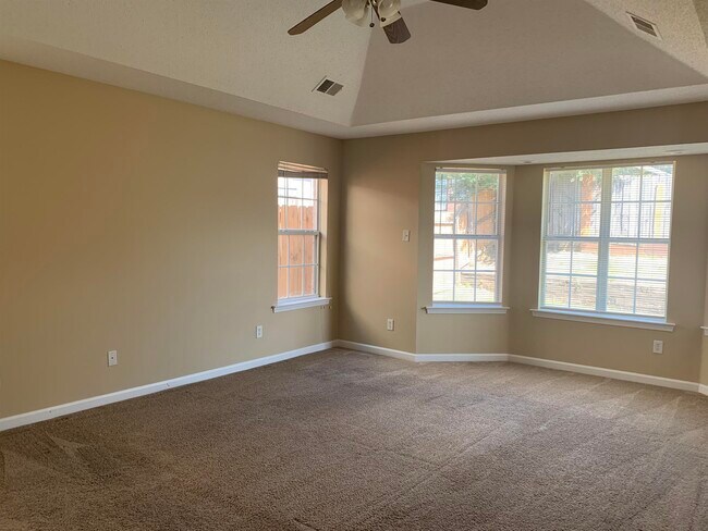 Building Photo - 3962 Neyland Valley Dr