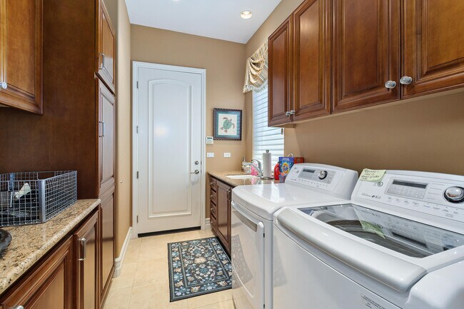 Building Photo - 75739 Via Cortona