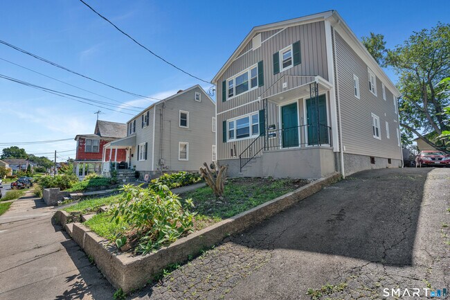 Building Photo - 509 Westfield Ave