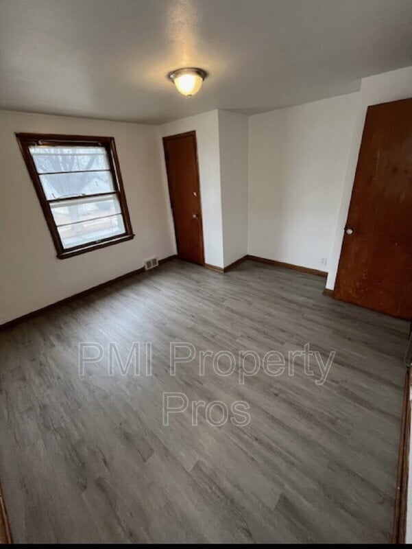 Building Photo - 3821 N 39th St