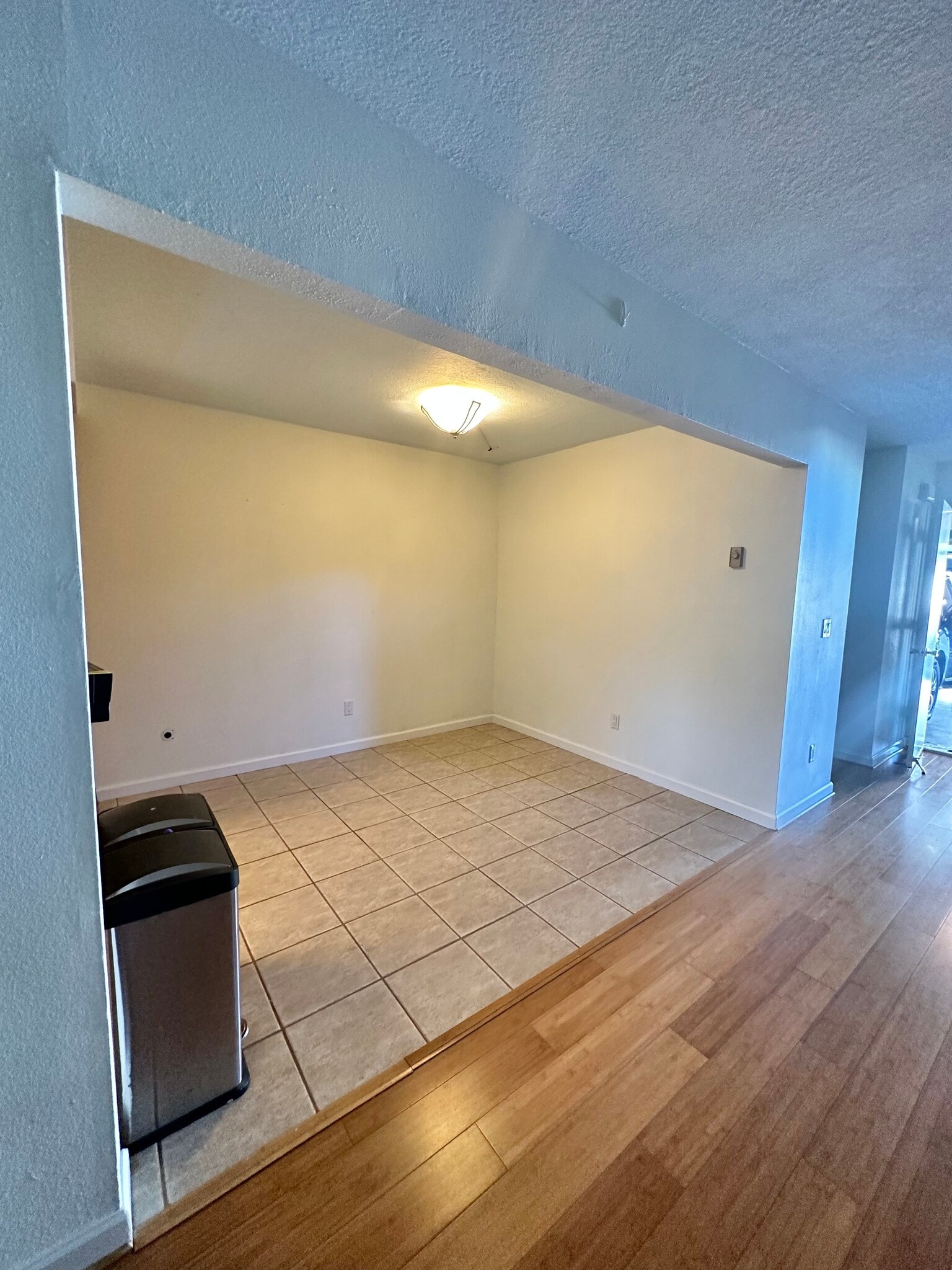 Dining room - 9505 Easter Way