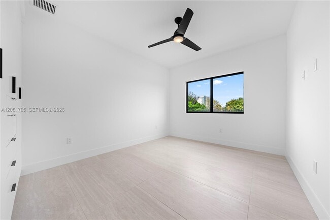 Building Photo - 3189 SW 23rd St